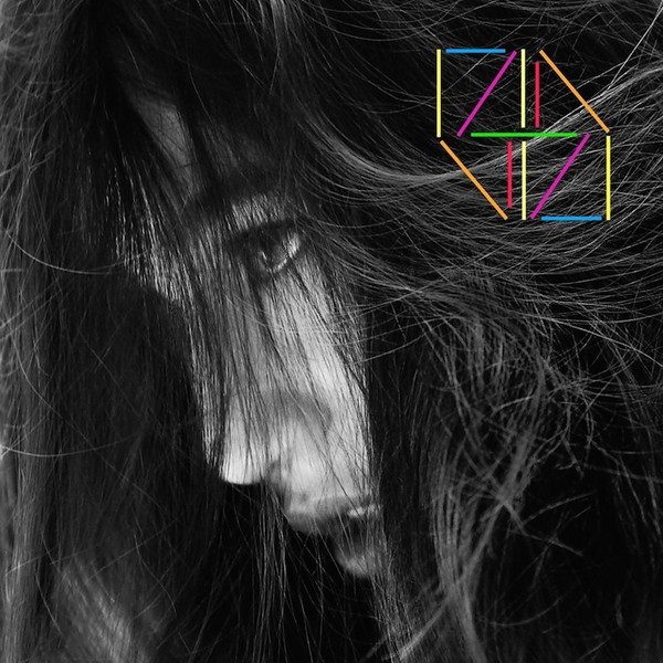Izia – La Vague (knockoff album cover)